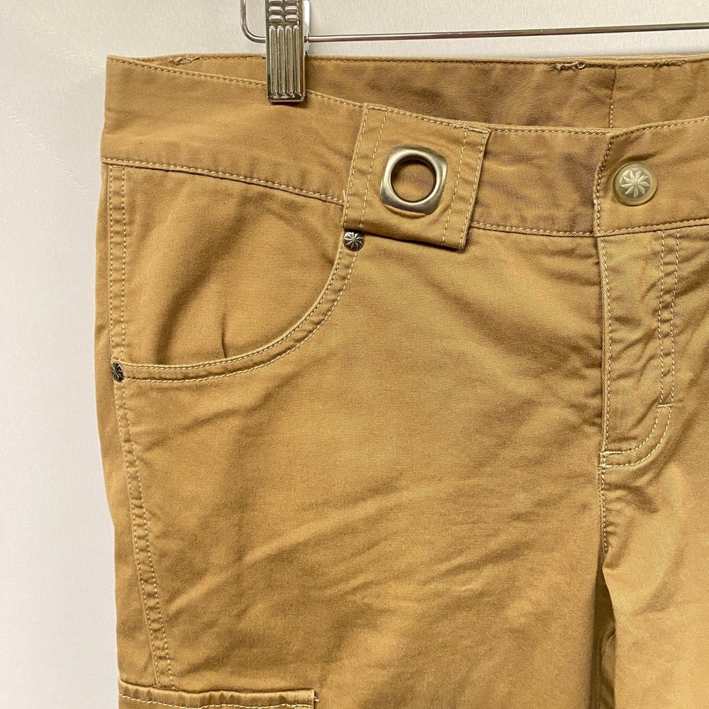 Athleta Cargo Capri Pants Khaki Tan Women Size 12 Utility Outdoor Casual Travel - Picture 3 of 11